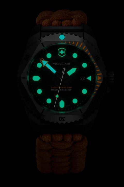 Image du produit Victorinox Dive Pro Quartz Three hands Titanium (Swiss Made, 43 mm)