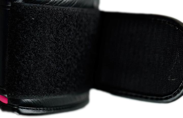 Immagine prodotto adidas Guanto da competizione di kickboxing nero/rosa, adiKBWKF200 (10 OZ)