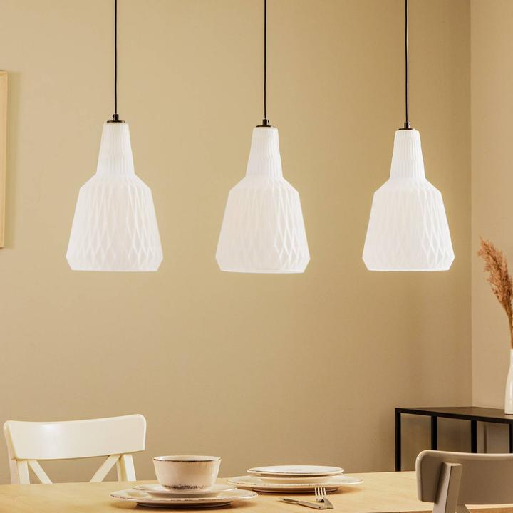 Actual product image Lindby Hängeleuchte Belarion, opal, 3-flg., Glas, Ø 23 cm (E27)