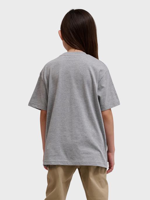 Actual product image hummel hmlCLEAN T-SHIRT S/S (146)