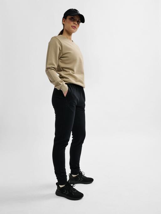 Actual product image hummel Hmlactive Sweatpants Woman (XS)