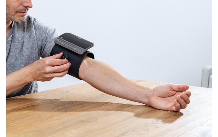 Actual product image Beurer BM 81 easyLock (Blood pressure monitor upper arm)