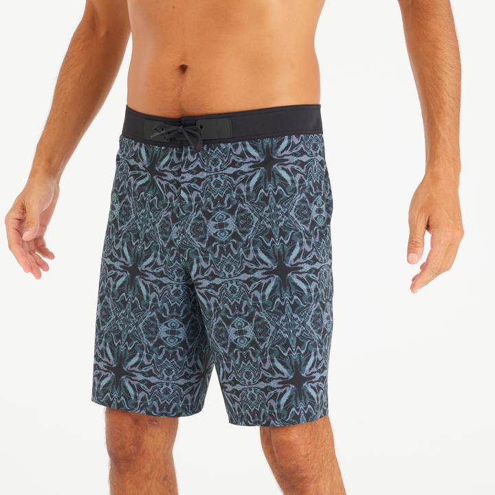 Actual product image Olaian Boardshorts Herren lang Itzblack 900 19" schwarz (40)