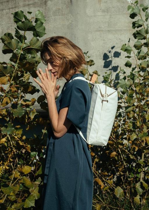 Produktbild Qwstion Zip Pack – Natural White - Natural White (13 l)