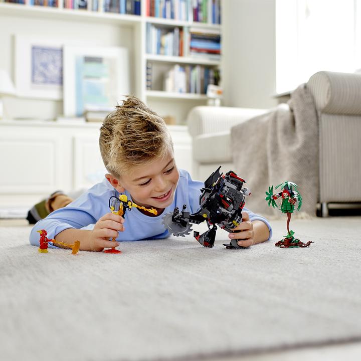 Actual product image LEGO Batman Mech vs. Poison Ivy Mech (76117, LEGO DC)