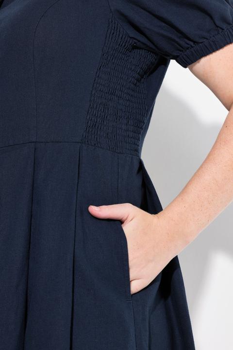 Image du produit Ulla Popken Robe maxi en lin mélangé, décolleté rond et manches courtes, empiècements smokés (50, 52)