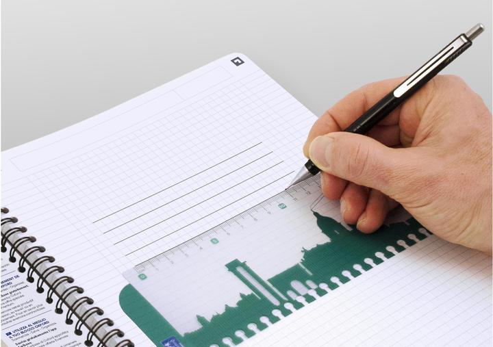 Actual product image Oxford College notepad Essentials (A5, Checked, Soft cover)