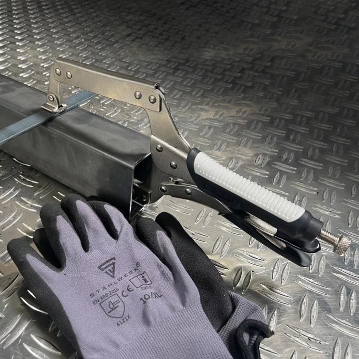 Actual product image Stahlwerk Gripzangen Set 4-teilig C-Form 6 bis 14 Zoll inklusive Transportkoffer (380 mm)