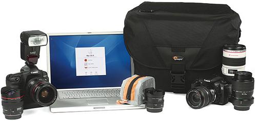 Actual product image Lowepro Stealth Reporter D650 AW, black (Camera shoulder bag)