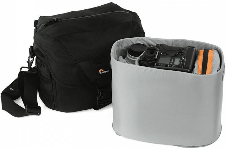 Actual product image Lowepro Stealth Reporter D650 AW, black (Camera shoulder bag)