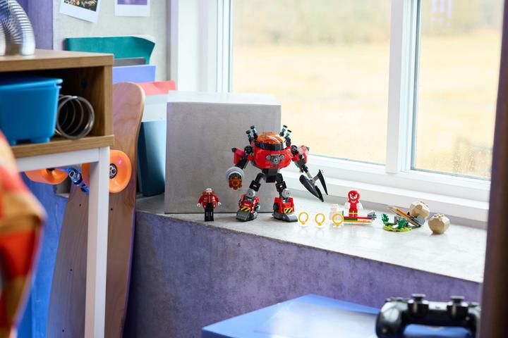 Produktbild LEGO Knuckles vs. Dr. Eggmans Egg Crusher Mech