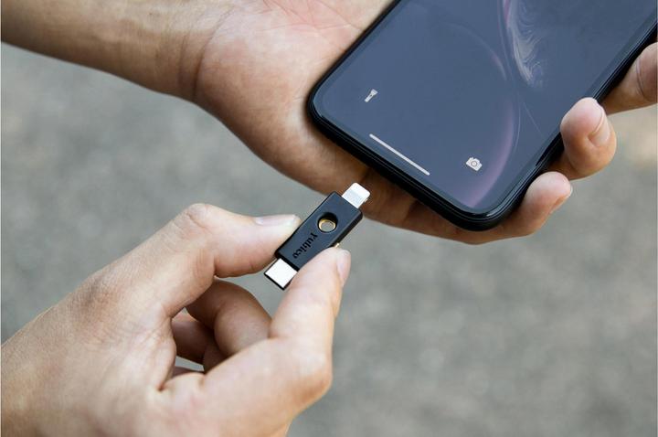 Actual product image Yubico YubiKey 5Ci