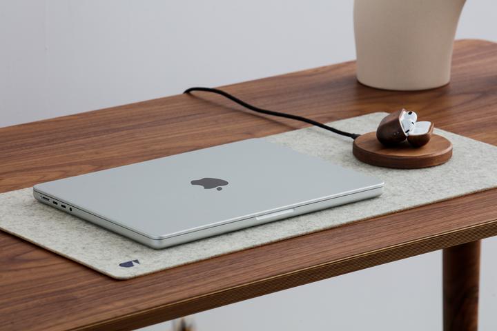 Produktbild Oakywood AirPods Case - Holzetui für AirPods-Kopfhörer - Walnuss / AirPods 3 - (Ladecase Hülle)