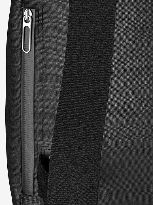Actual product image Brooks England Pickwick (12 l)