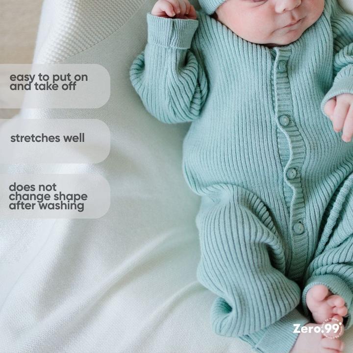 Produktbild Zero.99 Neugeborenen-Set 5-tlg. – Decke, Schlafanzug mit Knöpfen, Kratzhandschuhe, Babyschuhe, Mütze (50, 56, 62, 68)