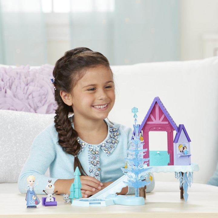 Produktbild Hasbro Die Eiskönigin Little Kingdom Holiday Special Playset