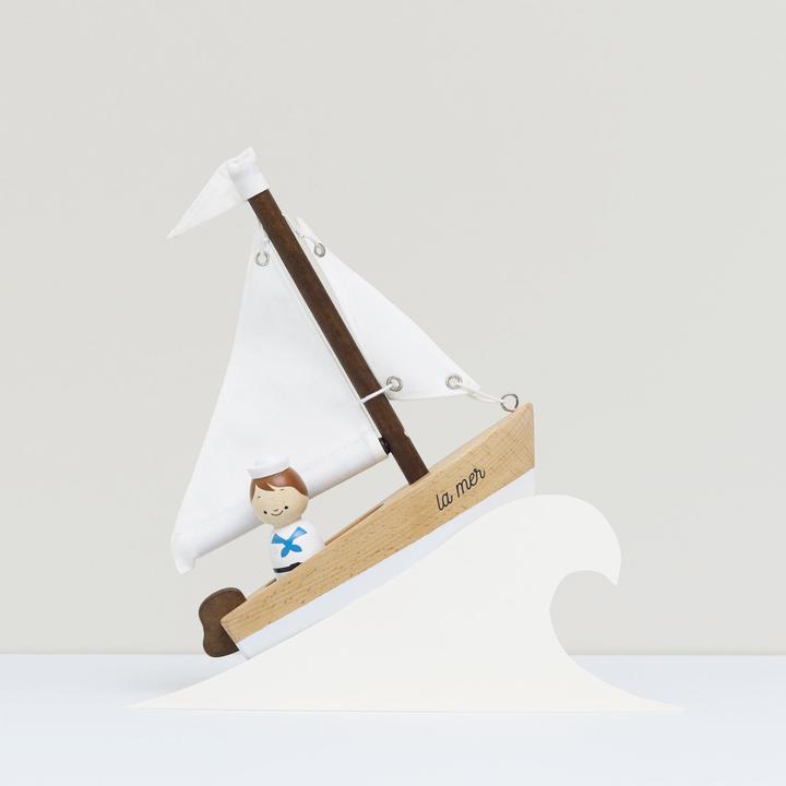 Actual product image Le Toy Van Sailboat & Captain