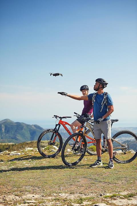 Produktbild Parrot Drohne mit Kamera (25 min, 320 g, 21 Mpx)