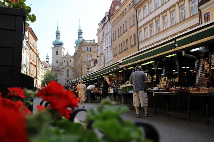 Produktbild Canon EF-S 24mm f/2.8 STM (Canon EF-S, APS-C / DX)