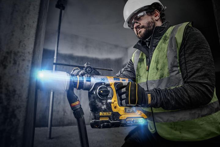 Produktbild DeWalt 18V SDS-plus Akku Kombihammer mit 2x 5Ah Powerstack Akku (Bohrhammer)