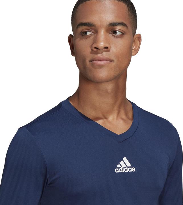 Actual product image adidas Team Base Tee (M)