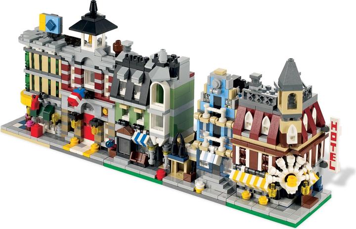 Actual product image LEGO Mini Modulars (10230)