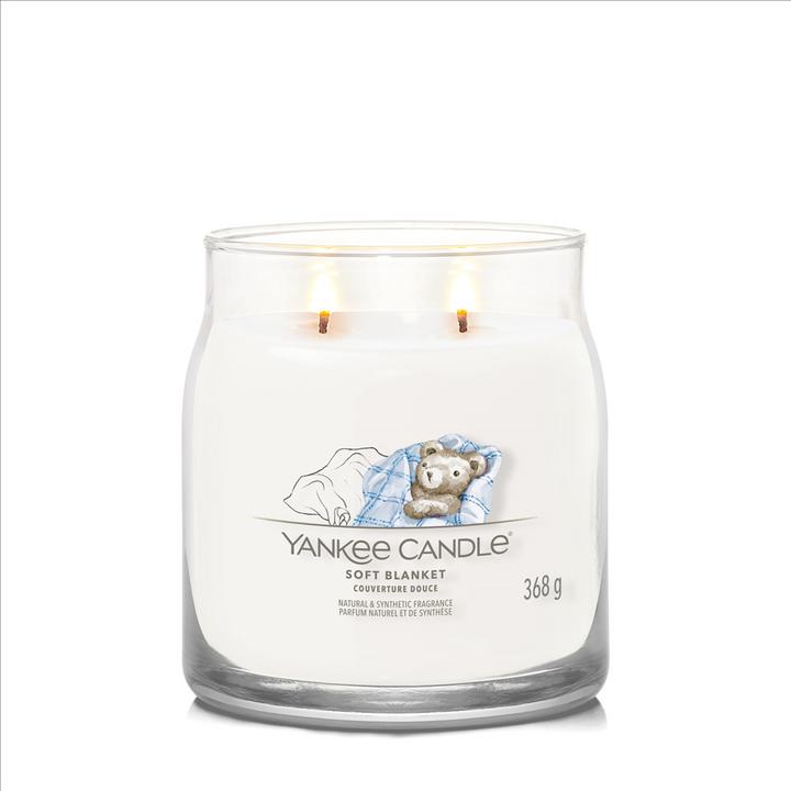 Actual product image Yankee Candle Duftkerze Soft Blanket Signature Medium Jar