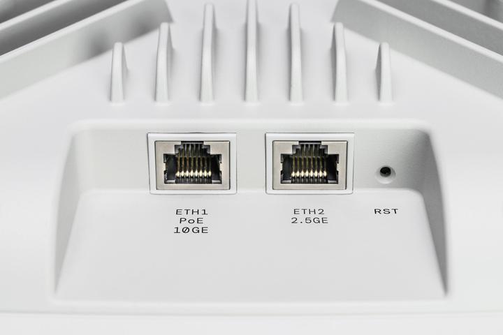 Produktbild Lancom Systems LX-7300 ab 09.2024 (2882 Mbit/s)