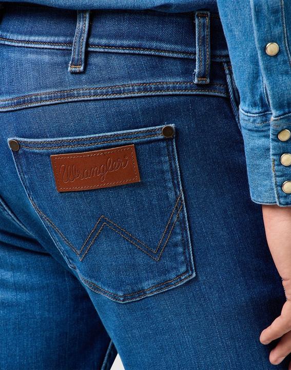 Actual product image Wrangler 10022027 (W34/L32)