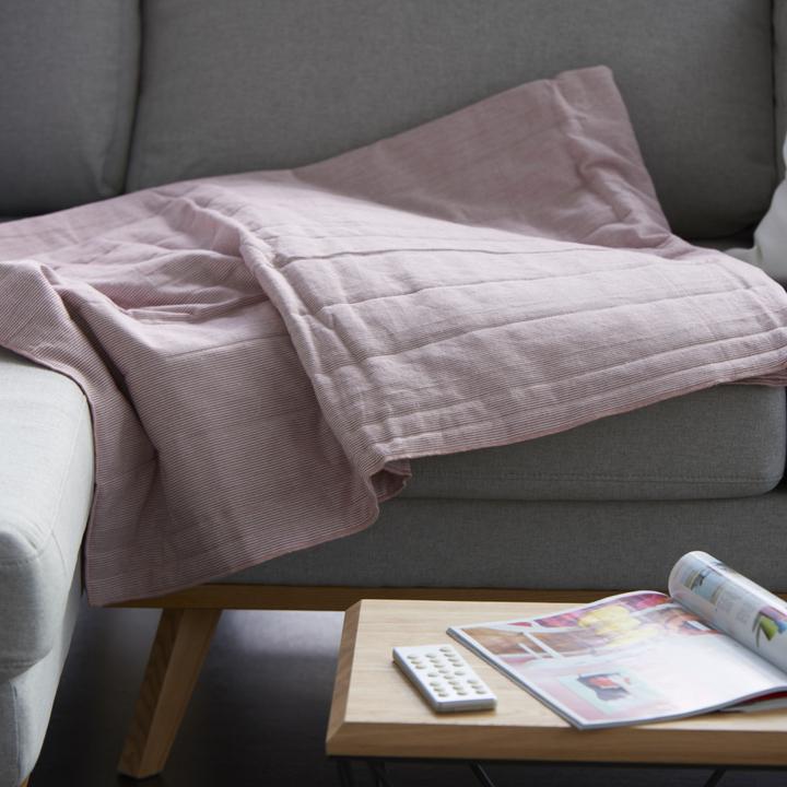 Produktbild Broste Copenhagen Nava Plaid (170 x 130 cm)