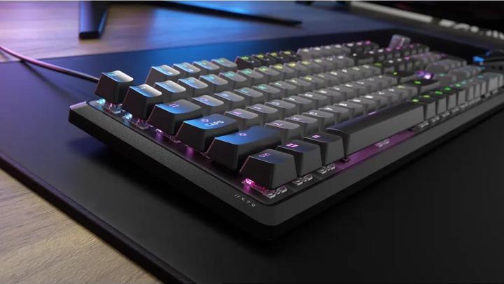 Actual product image Corsair CLAVIER K70 CORE RGB Gris (FR, Cable)