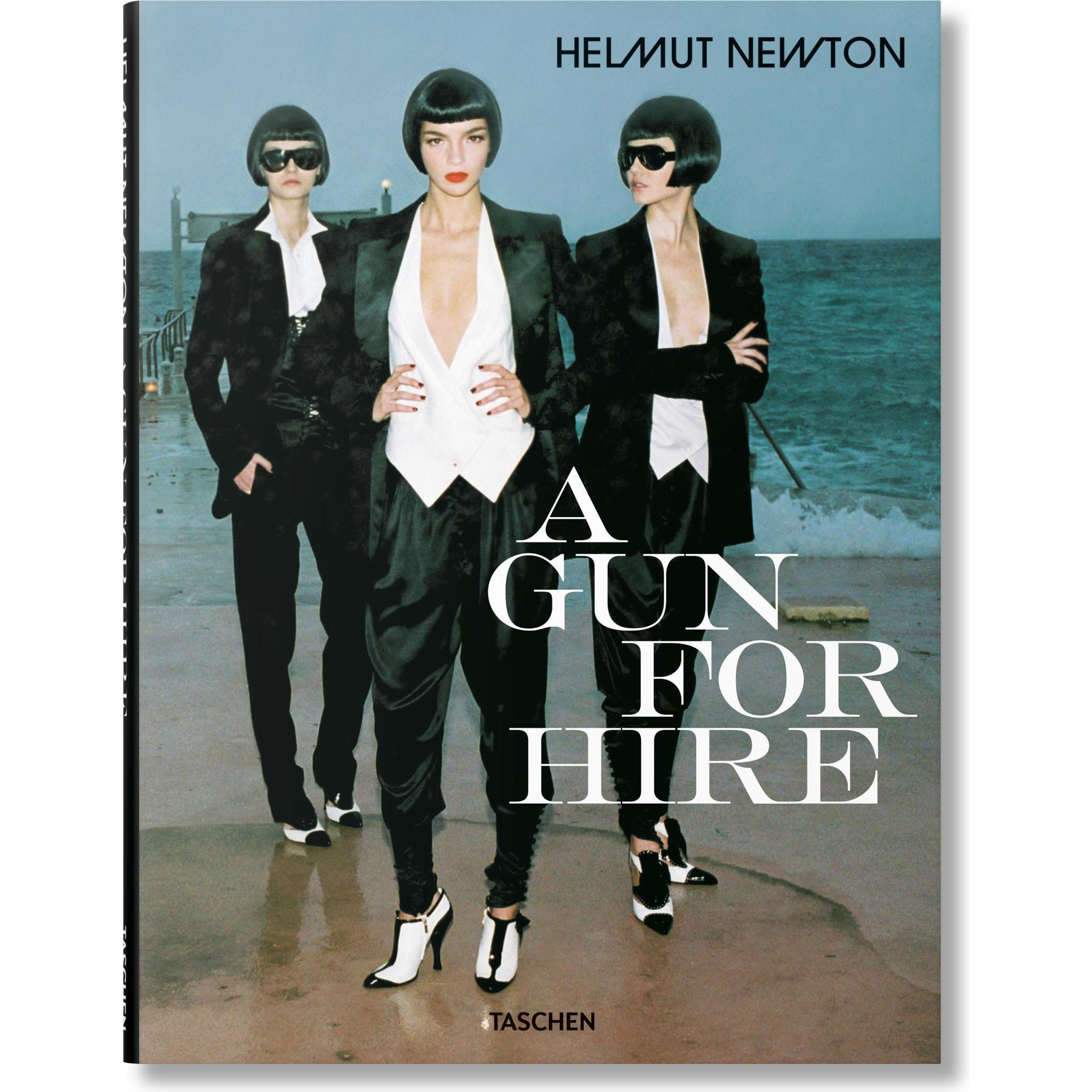 Helmut Newton. A Gun for Hire, Sachbücher von Matthias Harder, June Newton