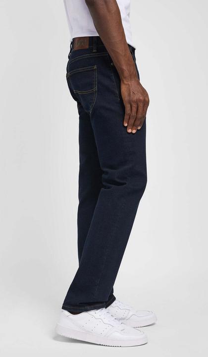 Actual product image Lee Extreme Motion Slim Mvp (W42/L32)