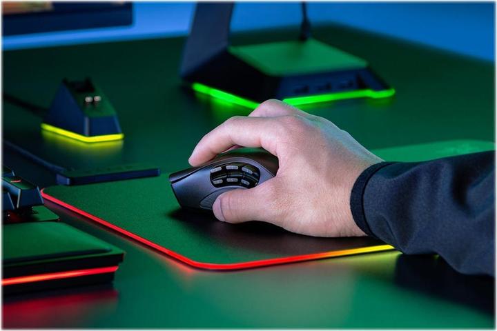 Actual product image Razer Naga Pro (Wireless)