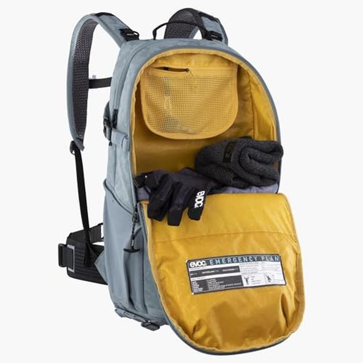 Actual product image Evoc Stage Capture 16L Backpack (16 l)