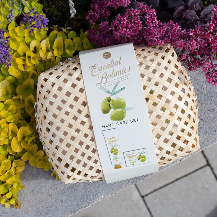 Actual product image Accentra Hand care set ESSENTIAL BOTANICS - CLASSICS in bamboo basket, incl. 100g soap, 60ml hand & nail (Manicure set)