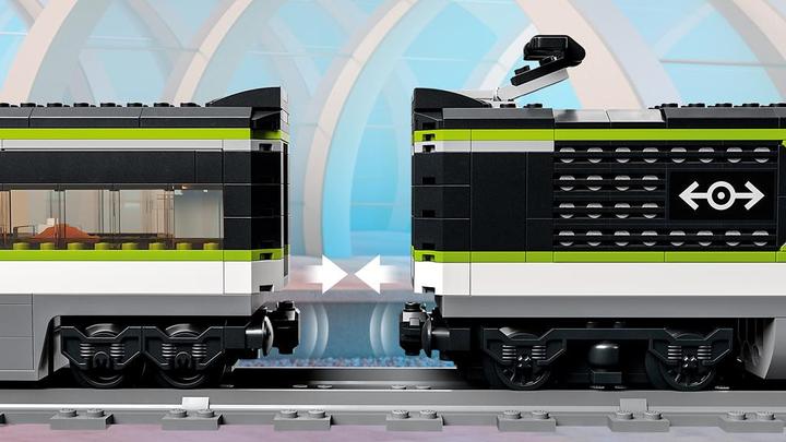 Actual product image LEGO Passenger express train (60337, LEGO City, LEGO Powered UP)