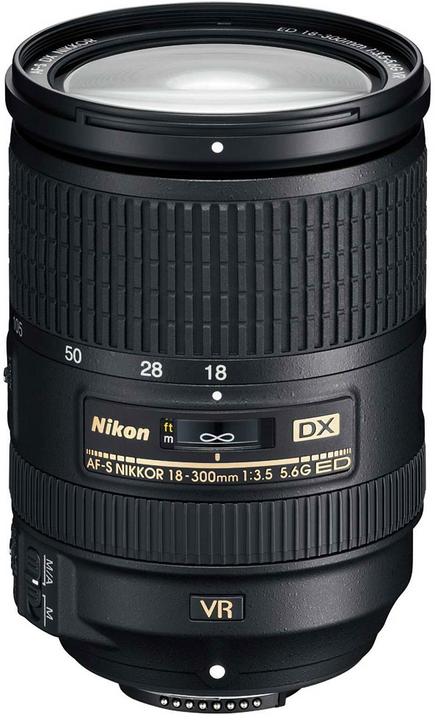 Nikon AF-S DX 18-300mm f/3.5-5.6 G ED VR (Nikon DX, APS-C / DX)