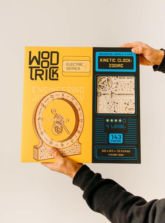 Produktbild Wood Trick Kinetic Clock: Zodiac / Sternzeichen - 3D Holzbausatz (Elektrisch)