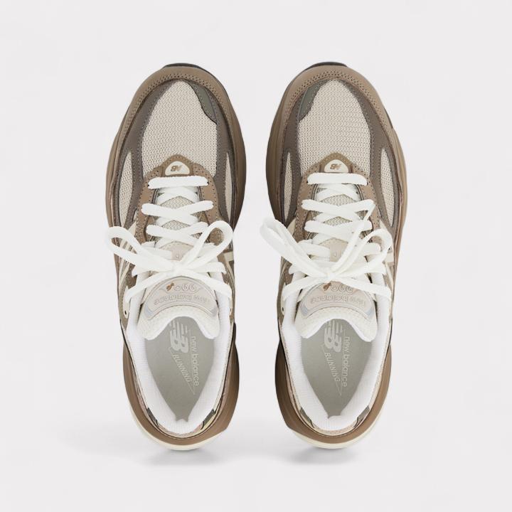 Image du produit New Balance U990SG6 (40.5)