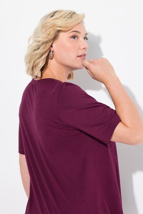 Actual product image Ulla Popken Essential Front Pleat Tee (56)
