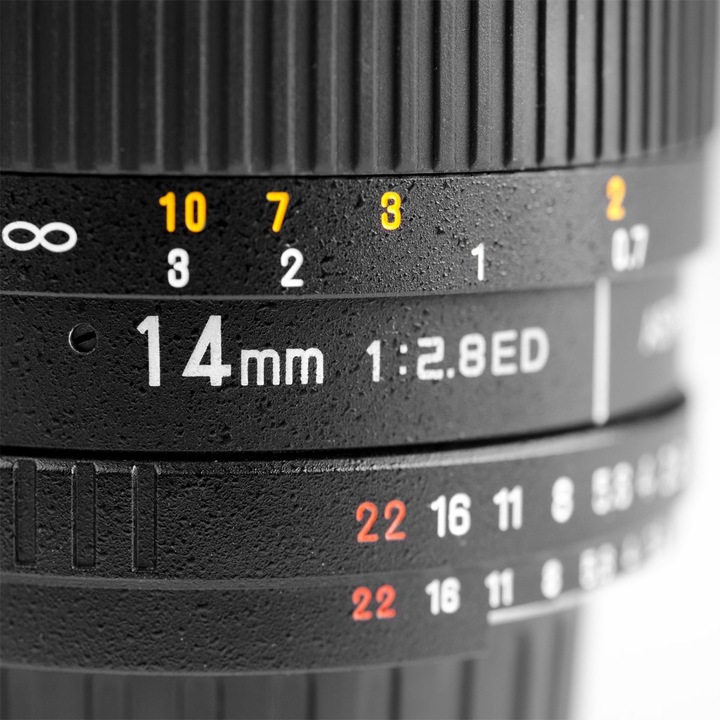 Produktbild Walimex pro Pro 14mm f/2.8 (Canon EF, Vollformat)