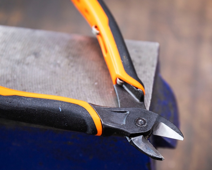 Actual product image Bahco ERGO diagonal cutters with self-opening two-component handle, phosphatised, 140 mm, industrial (140 mm)