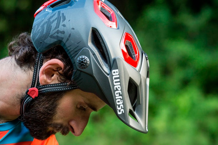 Produktbild Bluegrass Bicycle Golden Eyes MTB-Helmet (52 - 57 cm)
