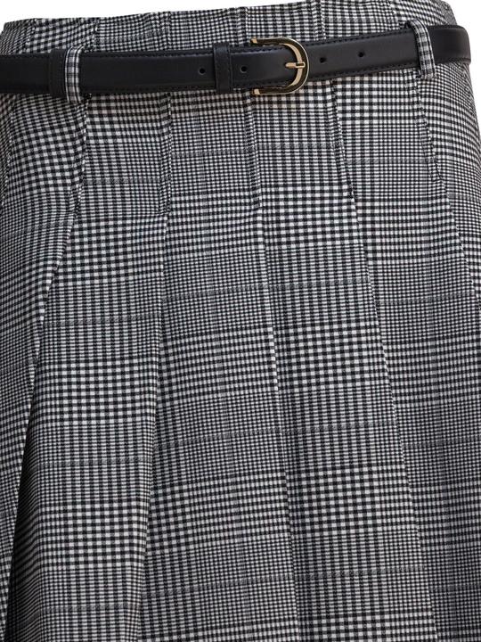 Actual product image Self-Portrait Skirts (10XL)