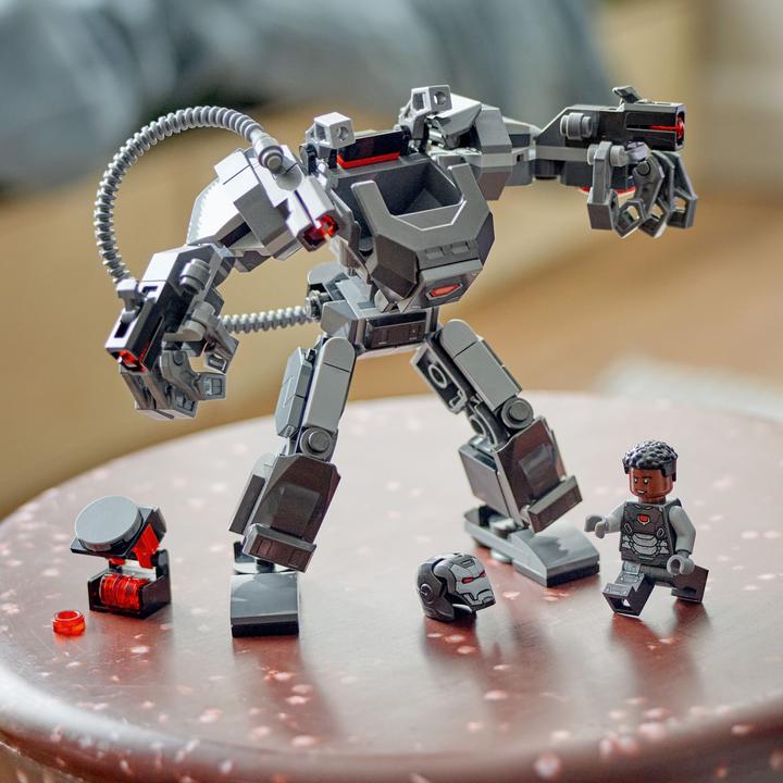 Actual product image LEGO War Machine Mech (76277, LEGO Marvel)