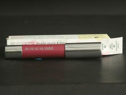 Produktbild Clinique Chubby Plump & Shine - Va Va Va Violet (Bordeaux)