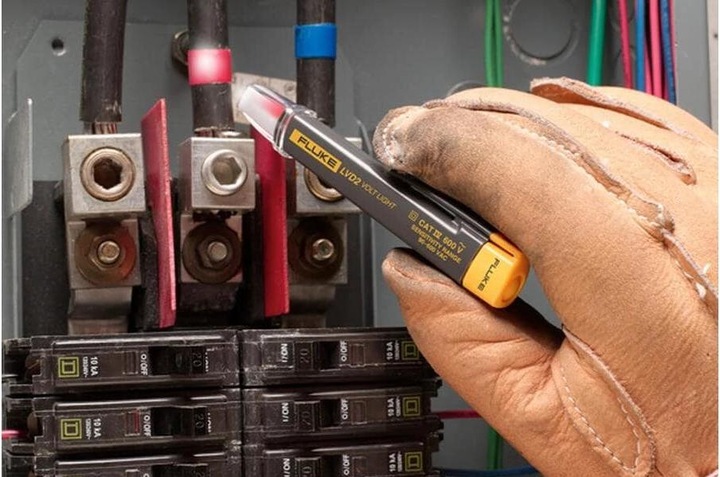 Produktbild Fluke LVD2 Multi-Tester 600 V CAT IV (CAT IV 600V)