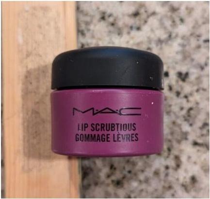 Actual product image MAC Cosmetics Lip Scrubtious (Lip balm)