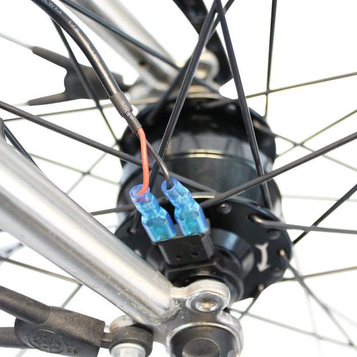 Actual product image Nc-17 Connect AppCon GT#1 On-board power from the hub dynamo
